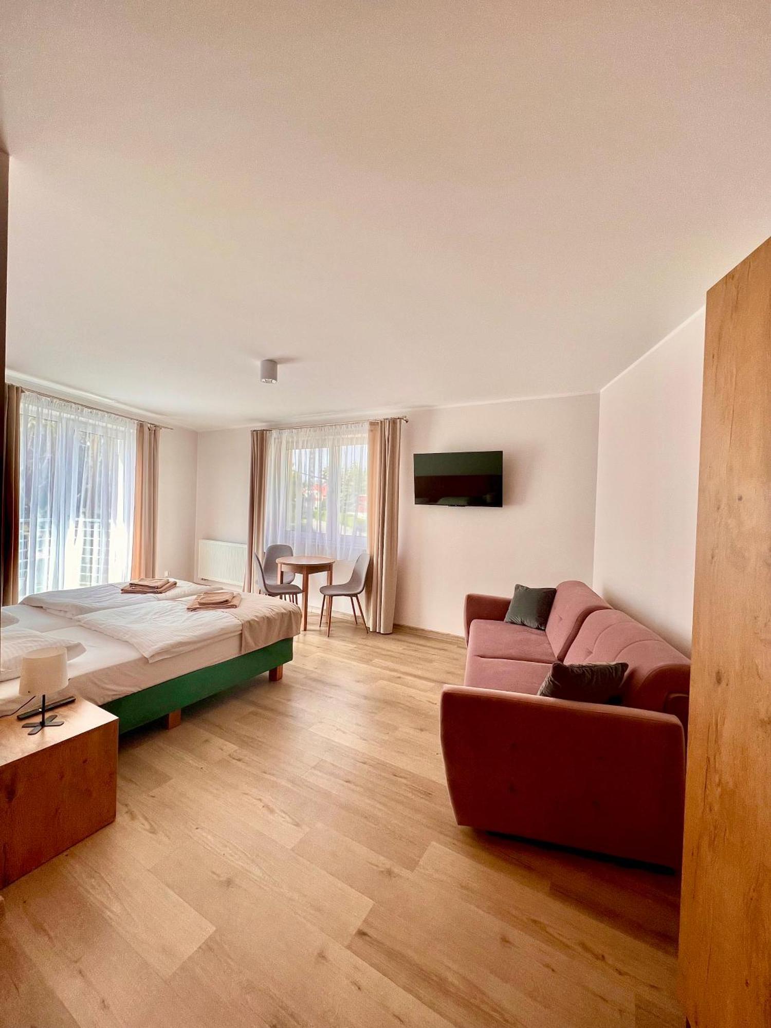 Wenecja Polnocy Apartment Leba Ngoại thất bức ảnh